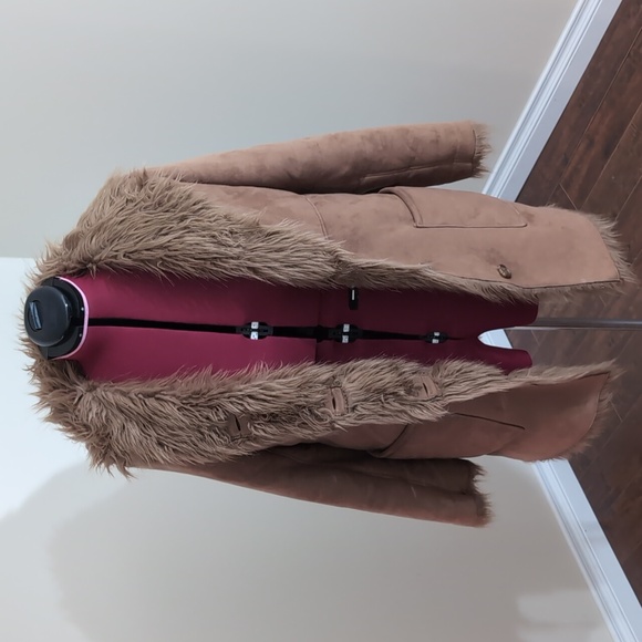 Novelti| Tan Brown Camel Toned Faux Fur Afghan Coat Button Up with Pockets - Picture 6 of 16